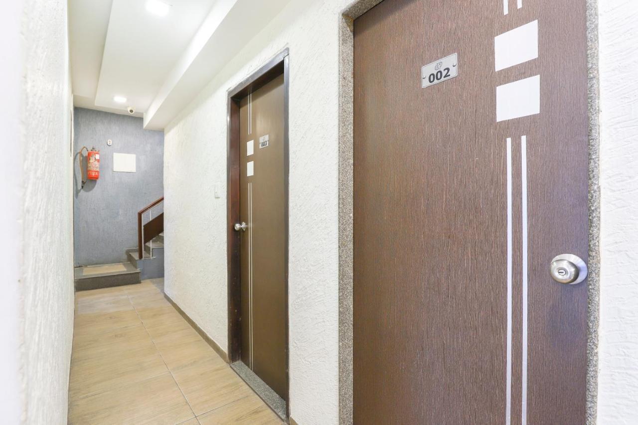Hotel Jasmine Ahmedabad Eksteriør billede