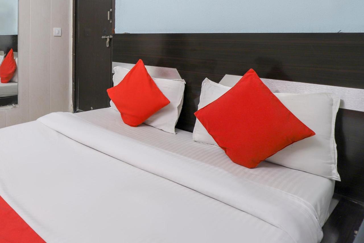 Hotel Jasmine Ahmedabad Eksteriør billede