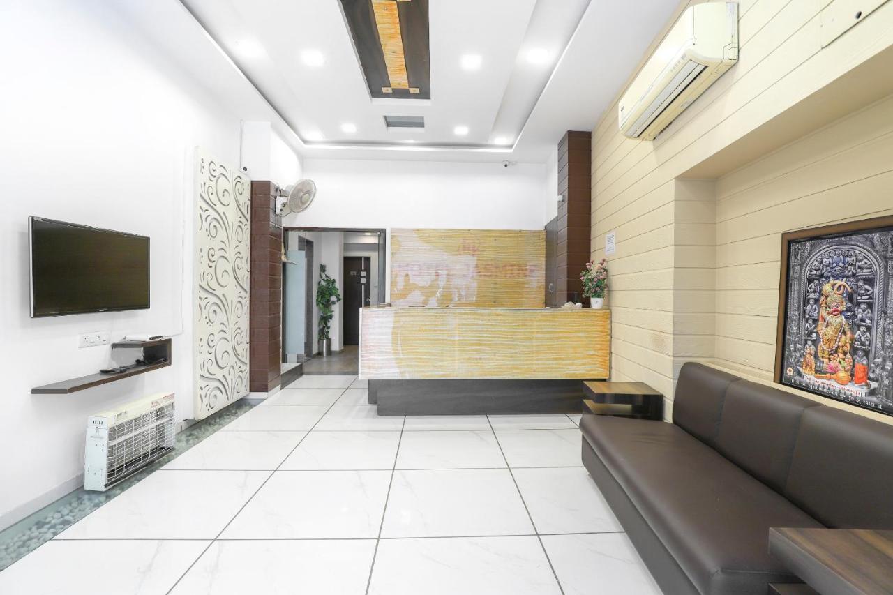 Hotel Jasmine Ahmedabad Eksteriør billede