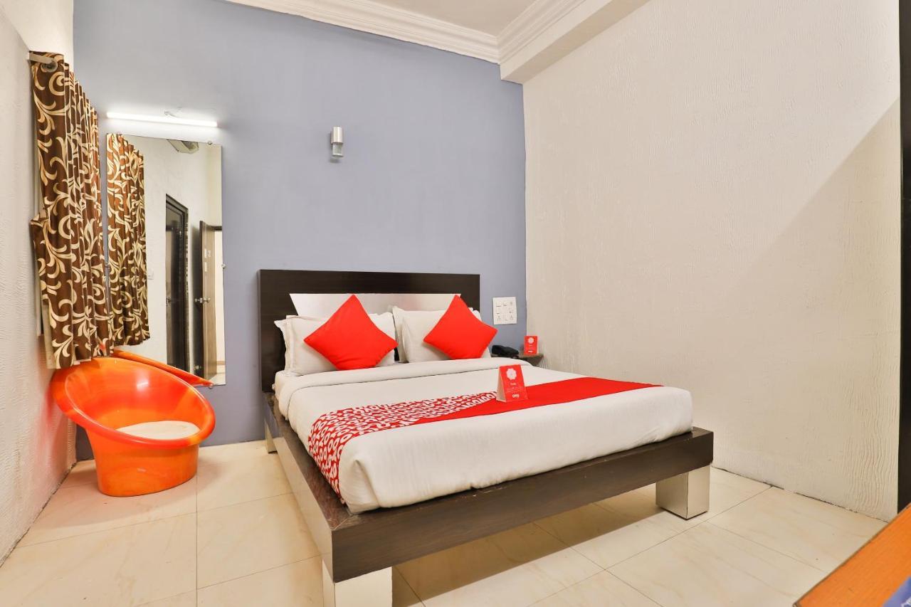 Hotel Jasmine Ahmedabad Eksteriør billede